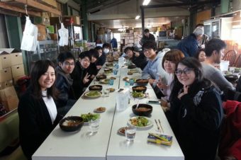 慶應義塾大学から１５人の学生が来てくれました